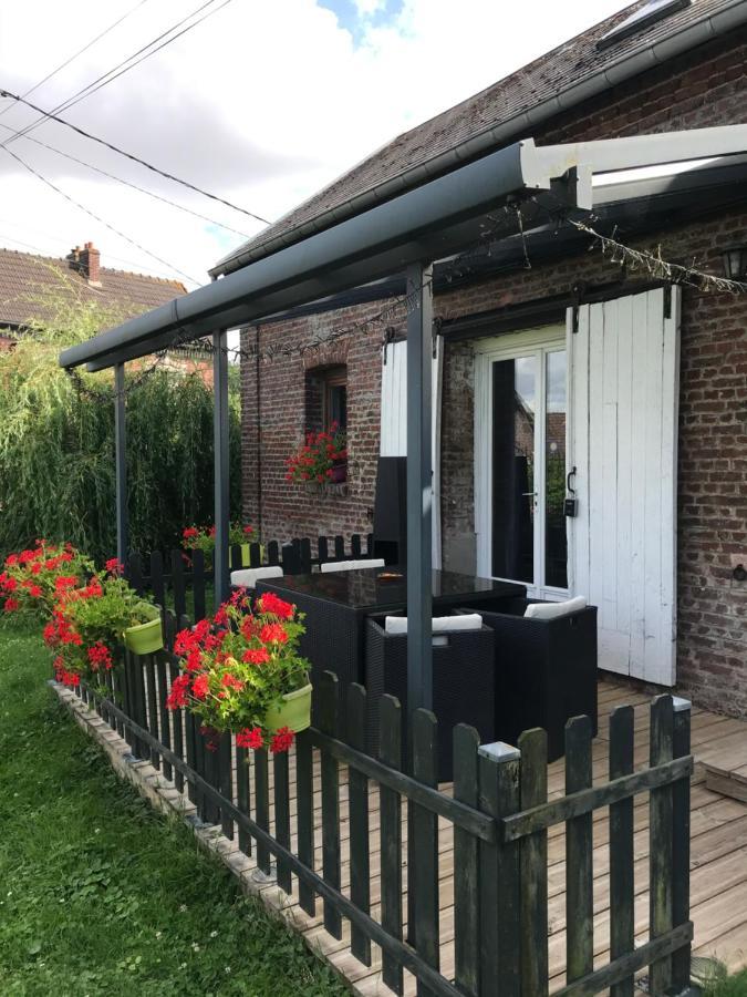 Chambre D'Hotes "Coquelicot" Nurlu Eksteriør bilde